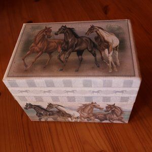 Beautiful Horse Theimed Recipe Box with Recipe Cards Inside